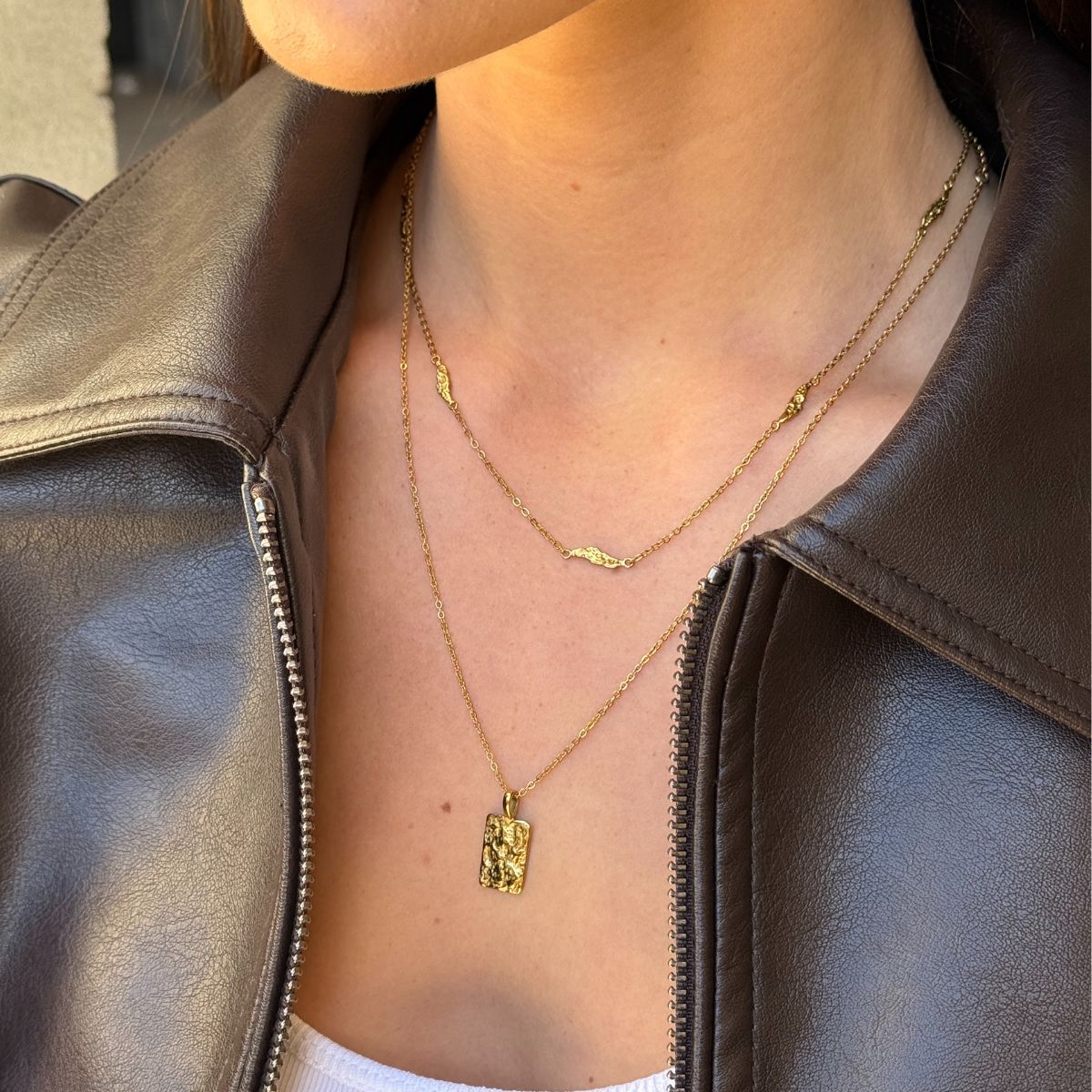 Classic Bogstav Vedhæng Sølvfarvet