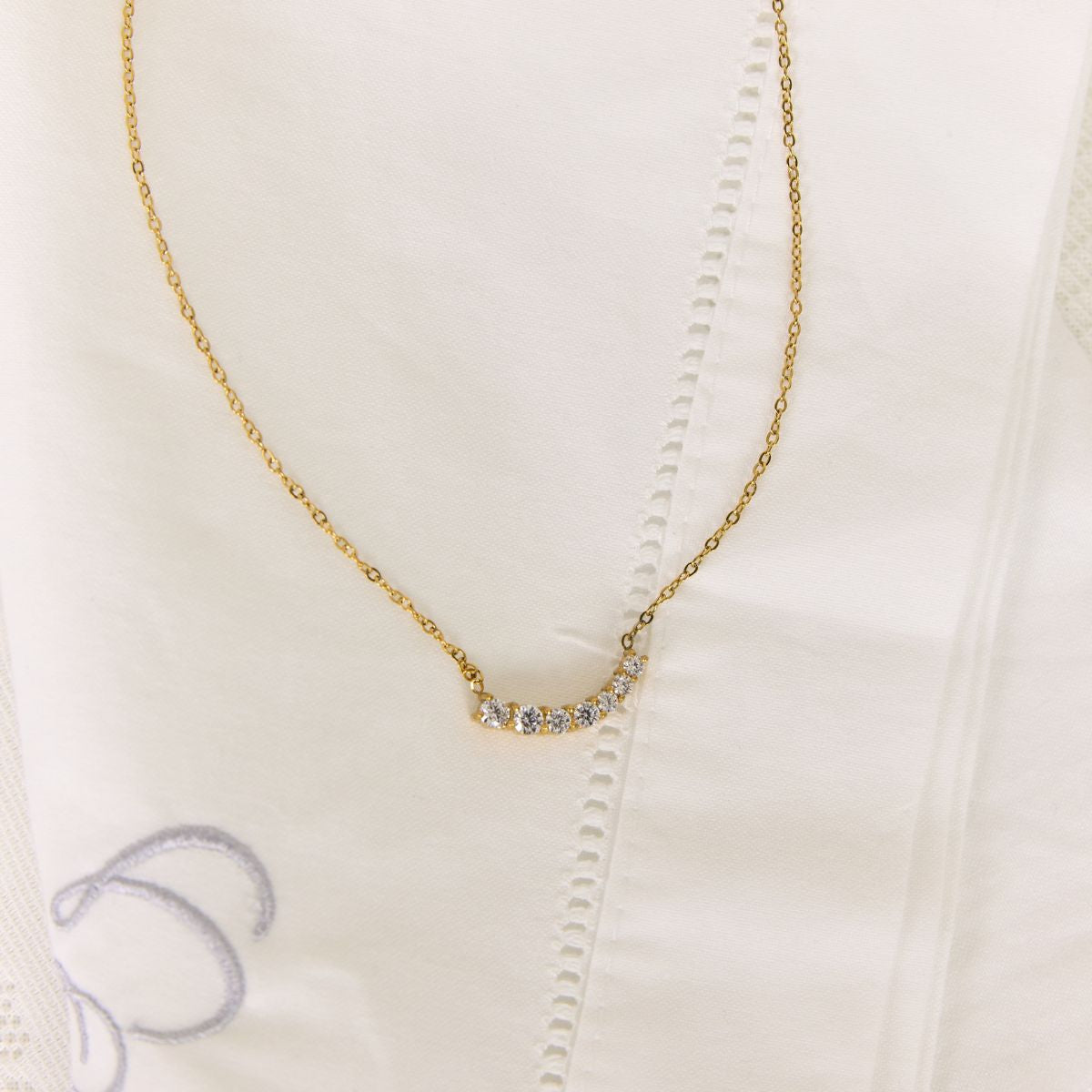 Floating Row Krystal Halskæde 18K Guldbelagt