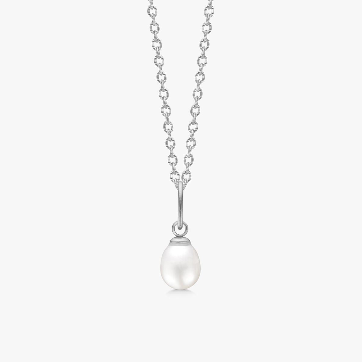 5mm-perle-vedhaeng-paa-classic-halskaede-camilla-kroeyer-jewellery