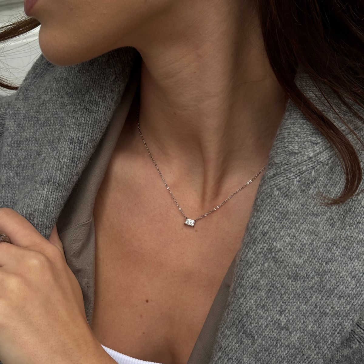 Floating Emerald Krystal Halskæde Sølvfarvet