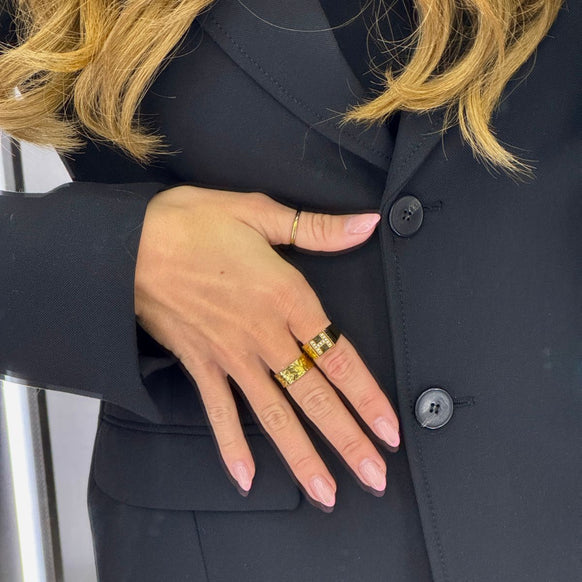 Krystal Bogstav Firkantet Signet Ring 18K Guldbelagt