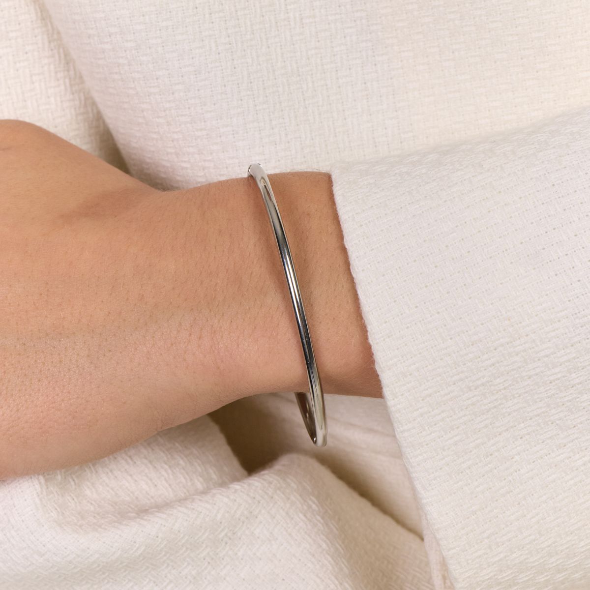 Oval Dome Bangle Silver