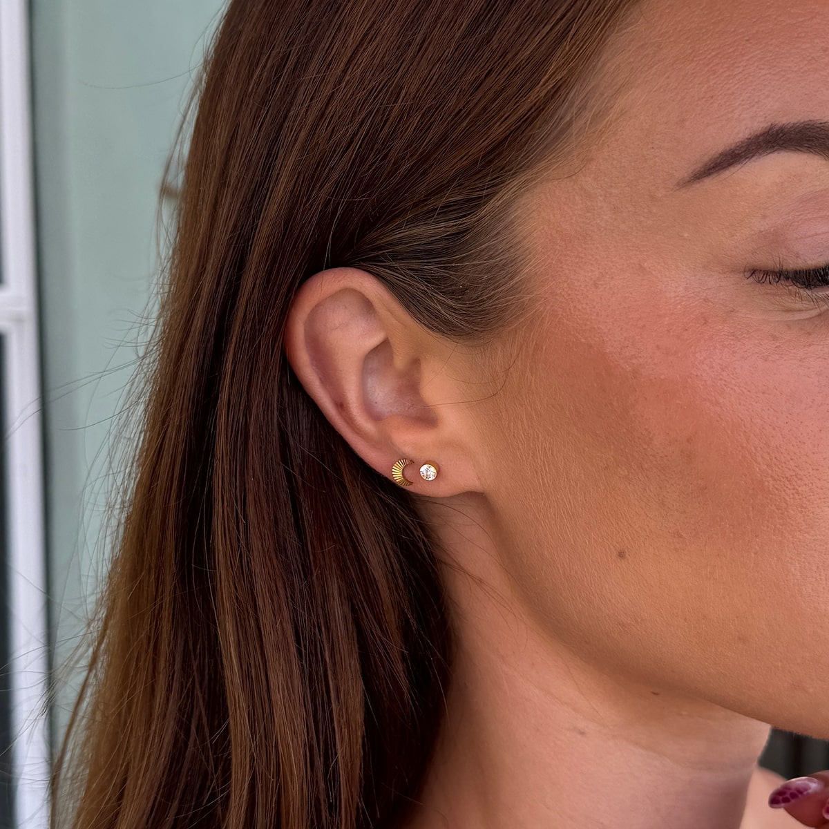 Sun Kiss Moon Stud Øreringe 18K Guldbelagt Camilla Krøyer Jewellery