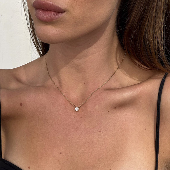 Floating Cushion Krystal Halskæde 18K Guldbelagt