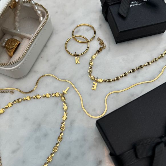 Sun-Kiss-Choker-necklace-guldbelagt-camilla-kroeyer-jewellery