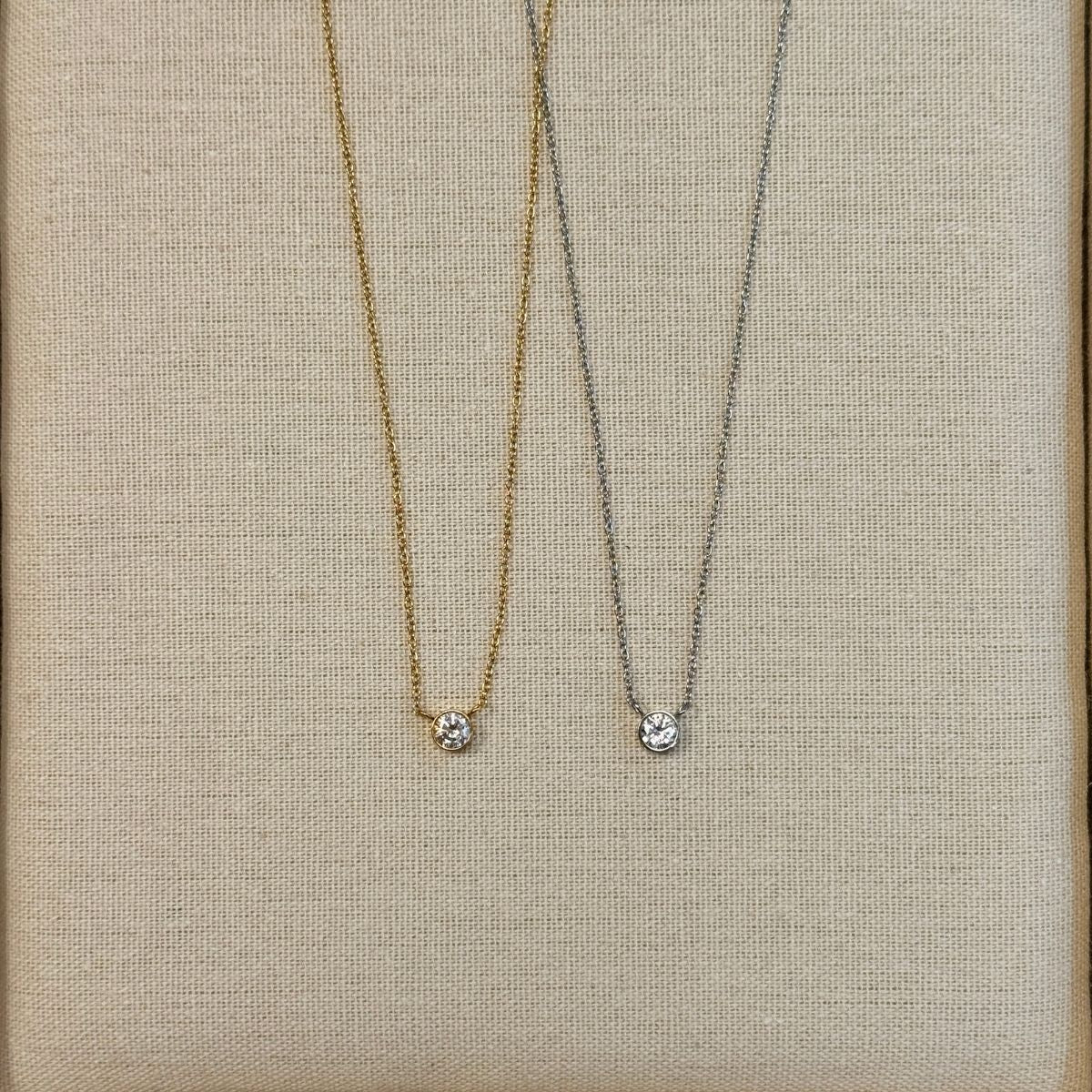 Camilla Krøyer Jewellery Floating Krystal Halskæde 18K Guldbelagt 