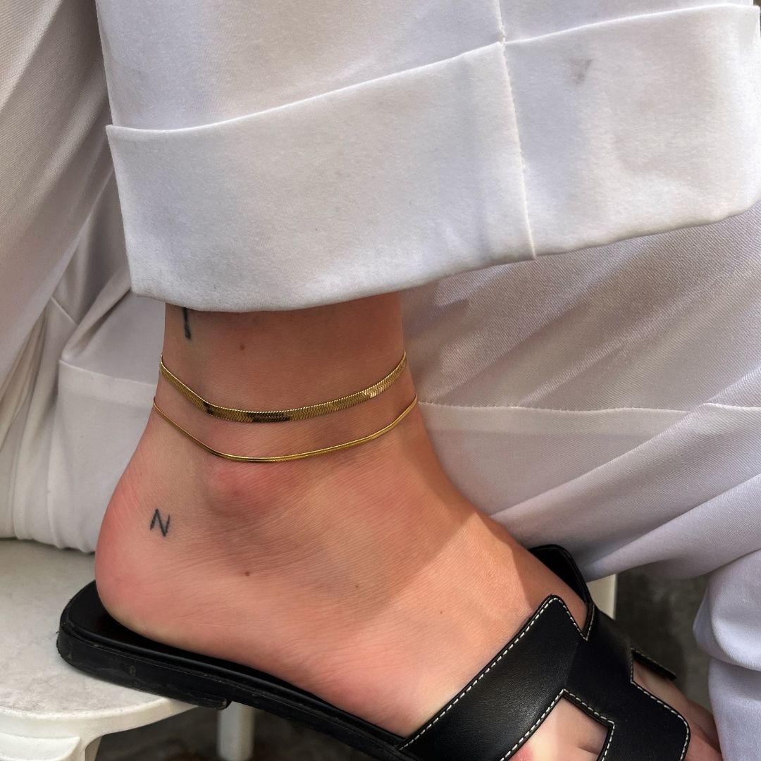 Flad Slange Ankelkæde 18K Guldbelagt 4mm Camilla Kroeyer Jewellery 05